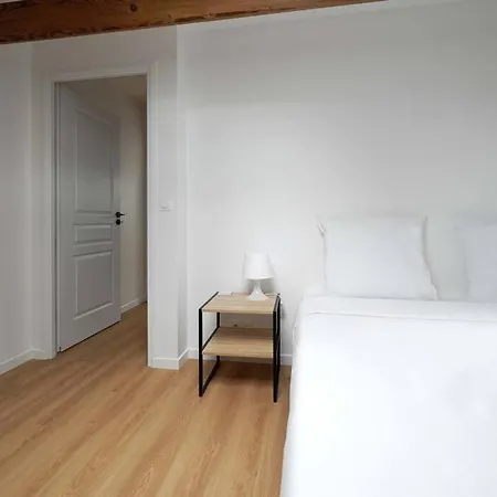 Un Duplex Familial Lumineux Et Harmonieux Apartment